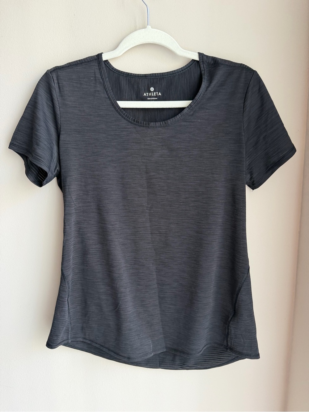 Athleta Women’s Black Short-Sleeve Tee